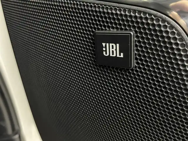 トヨタ アルファード S Cパッケージ 宮城県 2020(令2)年 6.4万km ホワイトパールクリスタルシャイン ツインムーンルーフ /モデリスタエアロ /モデリスタマフラー/メーカーナビ /全周囲カメラ /後席モニター /デジタルインナーミラー /BSM /JBLサウンド　/アドバンスドパーク　/三眼LEDヘッドランプ/シーケンシャルランプ /HDMI入力端子/両側パワースライドドア/パワーバックドア/トヨタセーフティセンス/クリアランスソナー/ETC/前後ドライブレコーダー/TVキャンセラー　/禁煙車