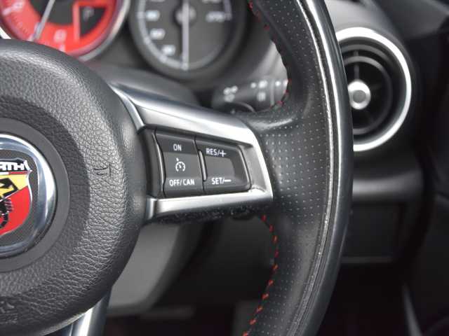 アバルト １２４ スパイダー 和歌山県 2017(平29)年 5万km 赤 黒革シート/シートヒーター/純ナビ/バックカメラ/フルセグTV/コーナーセンサー/ドラレコ/スポーツモード/ETC