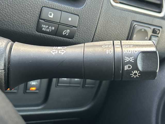 日産 セレナ HWS S HV Vセレ +SeftyⅡ 茨城県 2016(平28)年 7.6万km ダイヤモンドブラック 純正メモリナビ【MM515D-L】/(地デジTV・CD・DVD・BT・ラジオ再生)/両側パワースライドドア/後席フリップダウンモニター/クルーズコントロール/衝突軽減ブレーキ/コーナーセンサー/アラウンドビューモニター/オートライト/LEDヘッドライト/純正15inアルミホイール/純正フロアマット/スマートキー/取扱説明書/保証書