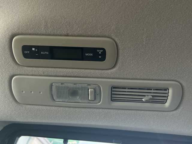 日産 セレナ HWS S HV Vセレ +SeftyⅡ 茨城県 2016(平28)年 7.6万km ダイヤモンドブラック 純正メモリナビ【MM515D-L】/(地デジTV・CD・DVD・BT・ラジオ再生)/両側パワースライドドア/後席フリップダウンモニター/クルーズコントロール/衝突軽減ブレーキ/コーナーセンサー/アラウンドビューモニター/オートライト/LEDヘッドライト/純正15inアルミホイール/純正フロアマット/スマートキー/取扱説明書/保証書