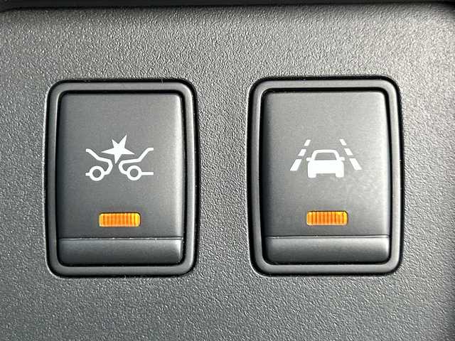 日産 セレナ HWS S HV Vセレ +SeftyⅡ 茨城県 2016(平28)年 7.6万km ダイヤモンドブラック 純正メモリナビ【MM515D-L】/(地デジTV・CD・DVD・BT・ラジオ再生)/両側パワースライドドア/後席フリップダウンモニター/クルーズコントロール/衝突軽減ブレーキ/コーナーセンサー/アラウンドビューモニター/オートライト/LEDヘッドライト/純正15inアルミホイール/純正フロアマット/スマートキー/取扱説明書/保証書