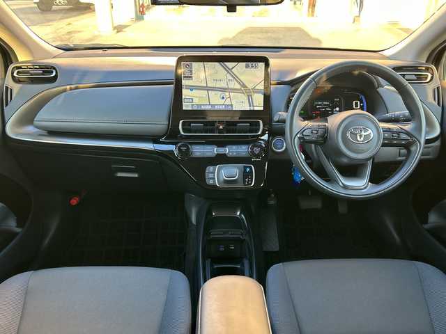 トヨタ アクア Z 愛知県 2023(令5)年 0.1万km シルバーM 登録時走行距離1035km/ワンオーナー/純正ナビ/（AM.FM.BT）/純正15インチAW/純正フロアマット/全方位カメラ/アイドリングストップ/ウィンカーミラー/クルーズコントロール/ドアバイザー/プッシュスタート/フォグライト/AC100V/ETC/保証書/取扱説明書