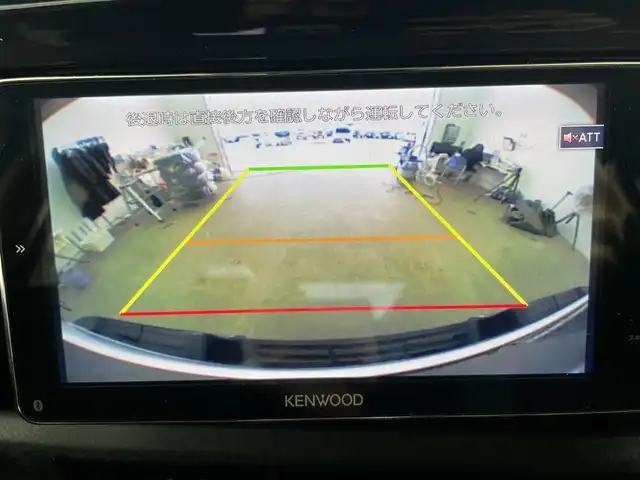 トヨタ ハイラックス Z 富山県 2022(令4)年 3.6万km プラチナホワイトパールマイカ 4WD/ディーゼルターボ/社外ナビ【KENWOOD】/（AM/FM/CD/DVD/USB/BT/HDMI）/フルセグTV/バックカメラ/プリクラッシュセーフティ/レーダークルーズコントロール/レーンディパーチャーアラート/ロードサインアシスト/オートLEDヘッドライト/ETC/スマートキー×２/プッシュスタート/アイドリングストップ/社外１７インチAW/社外フロアマット/取扱説明書/保証書