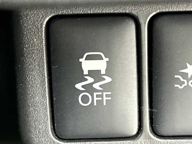 日産 デイズ ハイウェイスターX 群馬県 2017(平29)年 4.1万km ブラック 純正ナビ　全周囲カメラ　衝突被害軽減ブレーキ　ＨＩＤヘッドライト　オートマチックハイビーム　ステアリングリモコン　フォグランプ　革巻きステアリング　スマートキー　アイドリング　横滑り防止装置　禁煙車