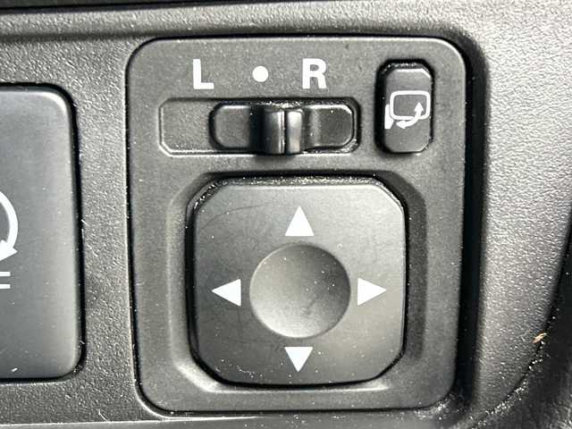 日産 デイズ ハイウェイスターX 群馬県 2017(平29)年 4.1万km ブラック 純正ナビ　全周囲カメラ　衝突被害軽減ブレーキ　ＨＩＤヘッドライト　オートマチックハイビーム　ステアリングリモコン　フォグランプ　革巻きステアリング　スマートキー　アイドリング　横滑り防止装置　禁煙車