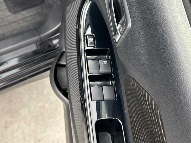 日産 デイズ ハイウェイスターX 群馬県 2017(平29)年 4.1万km ブラック 純正ナビ　全周囲カメラ　衝突被害軽減ブレーキ　ＨＩＤヘッドライト　オートマチックハイビーム　ステアリングリモコン　フォグランプ　革巻きステアリング　スマートキー　アイドリング　横滑り防止装置　禁煙車