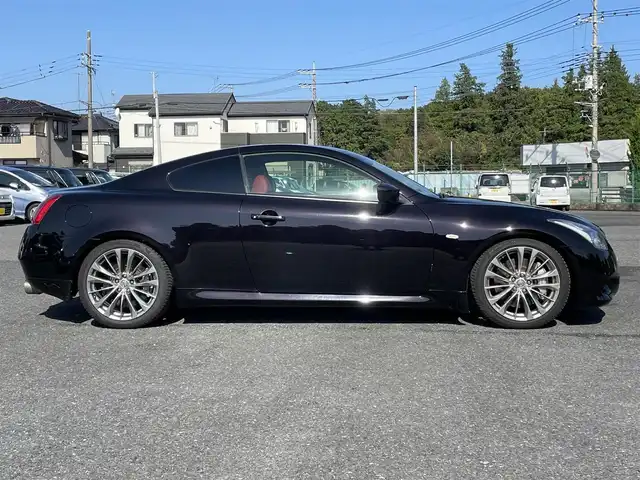 日産 スカイライン 370GT Type SP 55thLTD 千葉県 2012(平24)年 6.4万km ガーネットブラック 55台限定車/専用カラー:ガーネットブラックパール/レッドレザーシート/サンルーフ/純正OPスポーツマフラー/BLITZ車高調/純正19インチAW/スマートキー＆プッシュスタート/純正HDDナビ/フルセグTV/CD/DVD/BOSEサウンドシステム/サイド＆バックカメラ/D/N席パワーシート＆シートヒーター
