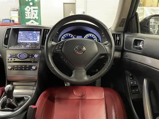 日産 スカイライン 370GT Type SP 55thLTD 千葉県 2012(平24)年 6.4万km ガーネットブラック 55台限定車/専用カラー:ガーネットブラックパール/レッドレザーシート/サンルーフ/純正OPスポーツマフラー/BLITZ車高調/純正19インチAW/スマートキー＆プッシュスタート/純正HDDナビ/フルセグTV/CD/DVD/BOSEサウンドシステム/サイド＆バックカメラ/D/N席パワーシート＆シートヒーター