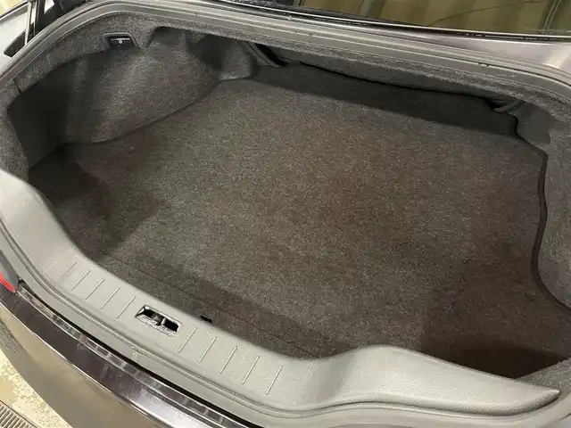 日産 スカイライン 370GT Type SP 55thLTD 千葉県 2012(平24)年 6.4万km ガーネットブラック 55台限定車/専用カラー:ガーネットブラックパール/レッドレザーシート/サンルーフ/純正OPスポーツマフラー/BLITZ車高調/純正19インチAW/スマートキー＆プッシュスタート/純正HDDナビ/フルセグTV/CD/DVD/BOSEサウンドシステム/サイド＆バックカメラ/D/N席パワーシート＆シートヒーター