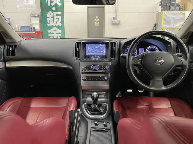 日産 スカイライン 370GT Type SP 55thLTD 千葉県 2012(平24)年 6.4万km ガーネットブラック 55台限定車/専用カラー:ガーネットブラックパール/レッドレザーシート/サンルーフ/純正OPスポーツマフラー/BLITZ車高調/純正19インチAW/スマートキー＆プッシュスタート/純正HDDナビ/フルセグTV/CD/DVD/BOSEサウンドシステム/サイド＆バックカメラ/D/N席パワーシート＆シートヒーター