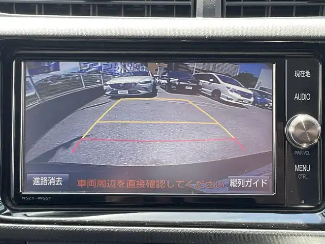 トヨタ アクア S 兵庫県 2017(平29)年 5.4万km ディープアメジストマイカメタリック (株)IDOMが運営する【じしゃロン神戸名谷店】の自社ローン専用車両になりますこちらは現金またはオートローンご利用時の価格です。自社ローンご希望の方は別途その旨お申付け下さい。/純正SDナビ（NSZT-W66T）/・（フルセグTV/CD/DVD/Bluetooth）/バックカメラ/ETC/ステアリングスイッチ/電動格納ウィンカーミラー/純正フロアマット