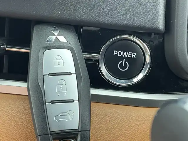 三菱 アウトランダー ＰＨＥＶ