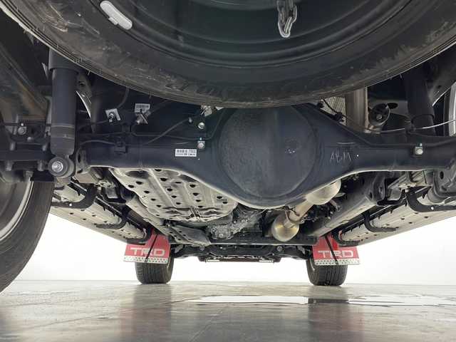 トヨタ ハイラックス Z 長野県 2022(令4)年 4.3万km アティチュードブラックマイカ 4WD/ALPINE11インチフロティングナビ/フルセグTV&CD&DVD&USB&BT/アダプティブクルーズコントロール/レーンキープアシスト/プリクラッシュセーフティ/コーナーセンサー/アイドリングストップ/ダウンヒルアシストコントロール/センターデフロック/社外前方ドライブレコーダー/革調シートカバー/ステアリングスイッチ/バックカメラ/ETC/LEDヘッドライト/オートライト/フロントフォグランプ/リアフォグランプ/電動格納ミラー/ウィンカーミラー/ドアミラーヒーター/純正17インチAW装着/純正フロアマット/TRDマットガード/プッシュスタート/スマートキー/スペアキー1本/取扱説明書