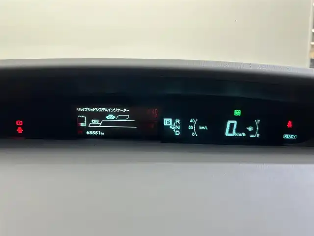 トヨタ プリウス S　マイコーデ 愛媛県 2014(平26)年 6.9万km ホワイトパールクリスタルシャイン 〇純正ディーラーOPスマートナビ/〇フルセグTV/〇バックモニター/〇ETC/〇HIDヘッドランプ/〇純正１５インチアルミホイール/〇オートエアコン/〇スエード調ファブリックシート/〇シートリフター/〇イルミネーテッドエントリーシステム/〇スマートエントリースタートシステム/〇SRSエアバック（運転席・助手席・サイド・カーテン）
