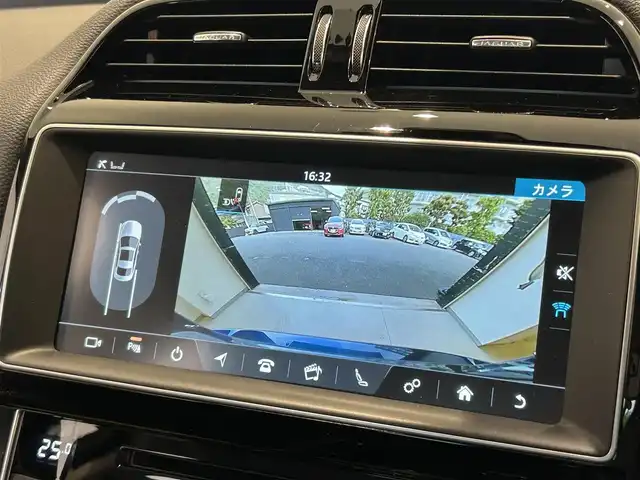 ジャガー ＸＥ XE R－スポーツ 福岡県 2016(平28)年 5.9万km 青Ｍ ＭＥＲＩＤＩＡＮサウンド　/１９インチＳＴＡＲ５ツインスポーク　/ステアリングホイールヒーター　/前席シートヒーター　/純正ナビ／フルセグ　/Ｂｌｕｅｔｏｏｔｈ　/メモリ付パワーシート　/ＡＣＣ　/ドラレコ　/ＥＴＣ