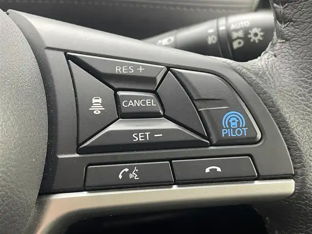 日産 セレナ ハイウェイスター V 群馬県 2021(令3)年 2.6万km ブリリアントホワイトパール セーフティパックA/・SRSカーテンエアバッグシステム&サイドエアバッグシステム/・インテリジェント ルームミラー/・インテリジェント アラウンドビューモニター/・インテリジェント DA（ふらつき警報）/・ヒーター付ドアミラー/＝＝＝＝＝＝/純正10インチナビ/AM/FM/CD/DVD/Blu-ray/SD/BT/フルセグ/ETC/純正ドライブレコーダー/両側パワースライドドア/プロパイロット/エマージェンシーブレーキ/インテリジェントFCW（前方衝突予測警報）/インテリジェントLI（車線逸脱防止支援システム）/LDW（車線逸脱警報）/インテリジェント BSI（後側方衝突防止支援システム）/BSW（後側方車両検知警報）/RCTA（後退時車両検知警報）/電動パーキングブレーキ/オートブレーキホールド/LEDヘッドライト/スマートキー/プッシュスタート