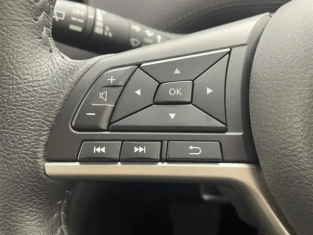 日産 セレナ ハイウェイスター V 群馬県 2021(令3)年 2.6万km ブリリアントホワイトパール セーフティパックA/・SRSカーテンエアバッグシステム&サイドエアバッグシステム/・インテリジェント ルームミラー/・インテリジェント アラウンドビューモニター/・インテリジェント DA（ふらつき警報）/・ヒーター付ドアミラー/＝＝＝＝＝＝/純正10インチナビ/AM/FM/CD/DVD/Blu-ray/SD/BT/フルセグ/ETC/純正ドライブレコーダー/両側パワースライドドア/プロパイロット/エマージェンシーブレーキ/インテリジェントFCW（前方衝突予測警報）/インテリジェントLI（車線逸脱防止支援システム）/LDW（車線逸脱警報）/インテリジェント BSI（後側方衝突防止支援システム）/BSW（後側方車両検知警報）/RCTA（後退時車両検知警報）/電動パーキングブレーキ/オートブレーキホールド/LEDヘッドライト/スマートキー/プッシュスタート