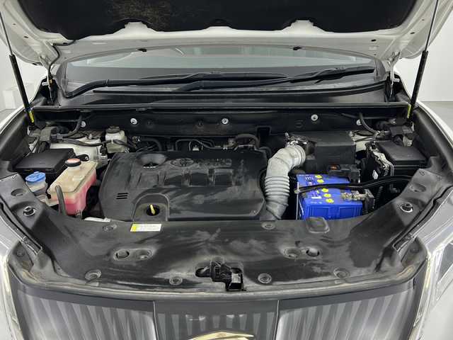 トヨタ ハリアー プレミアム アドバンスドP 愛知県 2016(平28)年 6.9万km ホワイトパールクリスタルシャイン 純正９インチナビ　ＪＢＬプレミアムサウンド　全方位カメラ　ドライブレコーダー　電動リアゲート　パワーシート　追従式クルーズコントロール　純正アルミホイール　衝突軽減ブレーキ　スマートキー　ＥＴＣ
