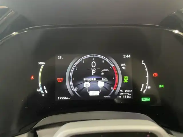 レクサス ＲＸ 450h+ バージョンL 東京都 2023(令5)年 1.8万km グラファイトブラックガラスフレーク 〇ワンオーナー/〇革シート/〇サンルーフ/〇純正メーカーナビ/　ラジオ・BT・USB/〇全方位カメラ/〇ACC/〇BSM/〇LKA/〇パドルシフト/〇パワーバックドア/〇デジタルインナーミラー/〇パーキングアシスト/〇全席シートヒーター/〇前席エアーシート/〇運転席３Ｗａｙメモリーシート/〇置くだけ充電/〇フロアマット/〇プライバシーガラス/〇革巻きステアリング/〇充電ケーブル/〇保証書/〇記録簿（R6.5.7/R7.1）/〇スペアキー