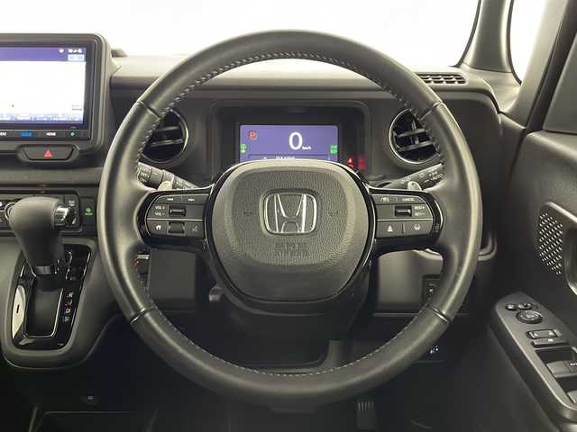 ホンダ Ｎ ＢＯＸ カスタム ターボ 宮崎県 2024(令6)年 1.6万km ミッドナイトブルービームM Honda SENSING/〇衝突軽減ブレーキ（CMBS）/〇先行車発進お知らせ機能/〇歩行者事故低減ステアリング/〇路外逸脱抑制機能/〇標識認識機能/〇渋滞追従機能付アダプティブクルーズコントロール（ACC）/〇車線維持支援システム（LKAS）/〇誤発進抑制機能/〇後方誤発進抑制機能/〇近距離衝突軽減ブレーキ/〇急アクセル抑制機能/〇パーキングセンサーシステム/〇オートハイビーム/純正8インチナビ/フルセグTV/バックカメラ/両側パワースライドドア/合皮シート/シートヒーター/パドルシフト/LEDヘッドライト/純正15インチAW/純正ドライブレコーダー（DRH-229ND)/電子制御パーキングブレーキ/オートブレーキホールド機能
