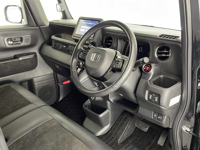 ホンダ Ｎ ＢＯＸ カスタム ターボ 宮崎県 2024(令6)年 1.6万km ミッドナイトブルービームM Honda SENSING/〇衝突軽減ブレーキ（CMBS）/〇先行車発進お知らせ機能/〇歩行者事故低減ステアリング/〇路外逸脱抑制機能/〇標識認識機能/〇渋滞追従機能付アダプティブクルーズコントロール（ACC）/〇車線維持支援システム（LKAS）/〇誤発進抑制機能/〇後方誤発進抑制機能/〇近距離衝突軽減ブレーキ/〇急アクセル抑制機能/〇パーキングセンサーシステム/〇オートハイビーム/純正8インチナビ/フルセグTV/バックカメラ/両側パワースライドドア/合皮シート/シートヒーター/パドルシフト/LEDヘッドライト/純正15インチAW/純正ドライブレコーダー（DRH-229ND)/電子制御パーキングブレーキ/オートブレーキホールド機能