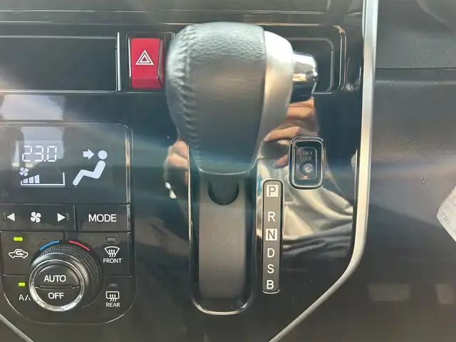 トヨタ ルーミー カスタムG 島根県 2019(平31)年 10.5万km レーザーブルークリスタルシャイン 4WD/純正ＳＤナビ　/フルセグＴＶ　/ＤＶＤ再生　/Ｂｌｕｅｔｏｏｔｈ接続　/バックカメラ　/前方ドライブレコーダー/ビルトインＥＴＣ　/両側パワースライドドア/前後コーナーセンサー/衝突軽減ブレーキ　/前席シートヒーター　/クルーズコントロール /横滑り防止装置/スマートキー/プッシュスタート/リアサンシェード/純正14インチアルミホイール/純正フロアマット