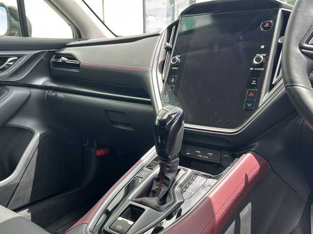 スバル レヴォーグ 1．8STIスポーツ EX 山形県 2021(令3)年 1.9万km クリスタルホワイトP ４WD/純正ナビ/(フルセグTV/USB/BT/スマートフォン連携)/バックカメラ/ドライブレコーダー/ビルトインETC/アイサイト/アダプティブクルーズコントロール/電動パーキングブレーキ/メモリー付きパワーシート/シートヒーター全席/デジタルインナーミラー/電動リアゲート/革巻きステアリング/ステアリングスイッチ/パドルシフト/プッシュスタート＆スマートキー/ウインカー付き電動格納ミラー/LEDヘッドライト/フォグランプ/純正フロアマット/純正18インチAW