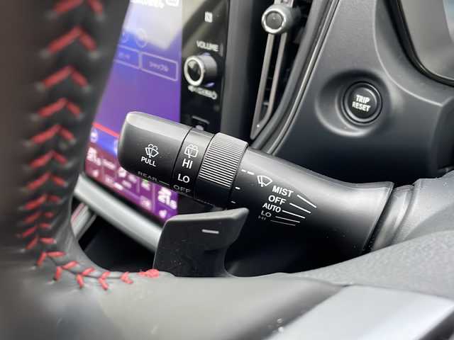 スバル レヴォーグ 1．8STIスポーツ EX 富山県 2021(令3)年 1.9万km クリスタルホワイトP ４WD/純正ナビ/フルセグTV/バックカメラ/ドライブレコーダー/ビルトインETC/アイサイト/アダプティブクルーズコントロール/電動パーキングブレーキ/メモリー付きパワーシート/シートヒーター全席/デジタルインナーミラー/電動リアゲート/革巻きステアリング/ステアリングスイッチ/パドルシフト/プッシュスタート＆スマートキー/ウインカー付き電動格納ミラー/LEDヘッドライト/フォグランプ/純正フロアマット/純正18インチAW