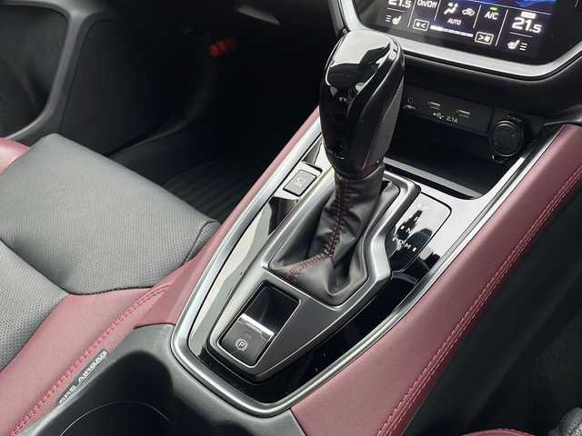 スバル レヴォーグ 1．8STIスポーツ EX 富山県 2021(令3)年 1.9万km クリスタルホワイトP ４WD/純正ナビ/フルセグTV/バックカメラ/ドライブレコーダー/ビルトインETC/アイサイト/アダプティブクルーズコントロール/電動パーキングブレーキ/メモリー付きパワーシート/シートヒーター全席/デジタルインナーミラー/電動リアゲート/革巻きステアリング/ステアリングスイッチ/パドルシフト/プッシュスタート＆スマートキー/ウインカー付き電動格納ミラー/LEDヘッドライト/フォグランプ/純正フロアマット/純正18インチAW