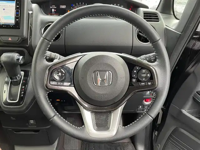 ホンダ Ｎ ＢＯＸ カスタム G L ターボ ホンダセンシング 滋賀県 2020(令2)年 4.6万km プレミアムベルベットパープル・パール 禁煙車/純正7インチナビ/・フルセグTV・Bluetooth・CD・DVD/バックカメラ/前方ドライブレコーダー/ETC/両側パワースライドドア/ハーフレザー/シートヒーター/レーンキープアシスト/車線逸脱警報/衝突軽減機能/LEDライト/オートライト