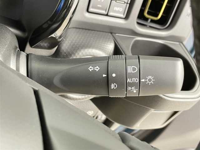 スズキ ハスラー HYBRID X 千葉県 2025(令7)年 0.1万km未満 デニムブルー ガンメタリック 2トーン セーフティサポート（予防安全技術）/・デュアルカメラブレーキサポート/・誤発進抑制機能/・車線逸脱抑制機能/・車線逸脱警報機能/・ふらつき警報機能/・先行車発進お知らせ機能/・アダプティブクルーズコントロール/・ハイビームアシスト/・標識認識機能/・後退時ブレーキサポート/・後方誤発進抑制機能/純正9インチメモリーナビ/・地デジTV/・DVD/CD/・スマートフォン連携機能/・USBソケット/・全方位モニター用カメラ/LEDヘッドランプ/SRSサイドエアバッグ/カーテンエアバッグ/リヤパーキングセンサー（後方誤発進抑制機能付）/運転席助手席シートヒーター