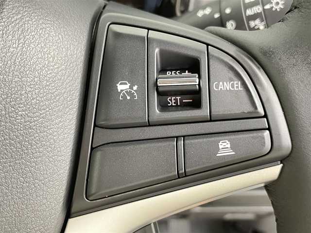 スズキ ハスラー HYBRID X 千葉県 2025(令7)年 0.1万km未満 デニムブルー ガンメタリック 2トーン セーフティサポート（予防安全技術）/・デュアルカメラブレーキサポート/・誤発進抑制機能/・車線逸脱抑制機能/・車線逸脱警報機能/・ふらつき警報機能/・先行車発進お知らせ機能/・アダプティブクルーズコントロール/・ハイビームアシスト/・標識認識機能/・後退時ブレーキサポート/・後方誤発進抑制機能/純正9インチメモリーナビ/・地デジTV/・DVD/CD/・スマートフォン連携機能/・USBソケット/・全方位モニター用カメラ/LEDヘッドランプ/SRSサイドエアバッグ/カーテンエアバッグ/リヤパーキングセンサー（後方誤発進抑制機能付）/運転席助手席シートヒーター