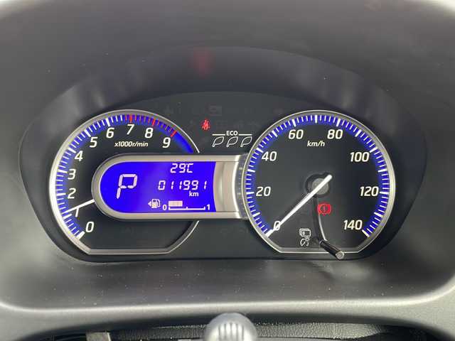 日産 デイズ ハイウェイスターX 岐阜県 2017(平29)年 1.2万km オーシャンブルーP 登録時走行距離11991km/純正７Ｖ型ナビ　/全方位カメラ　/ドライブレコーダー前後　/純正１４アルミホイール　/アイドリングストップ　/ＥＴＣ　/プッシュスタート　/ウィンカーミラー　/ＴＶあり　/ＳＤミュージックサーバー　/純正フロアマット　/リモコンキー/パワーステアリング/パワーウィンドウ/エアコンAAC/Blue tooth接続/CD・DVD可/USB入力端子/SDミュージックサーバー/iPod・AUX接続/ベンチシート/フルフラットシート/純正フロアマット/ABS/横滑り防止装置/オートライト/オートマチックハイビーム/キセノンヘッドライト/エアバッグW/衝突被害軽減システム