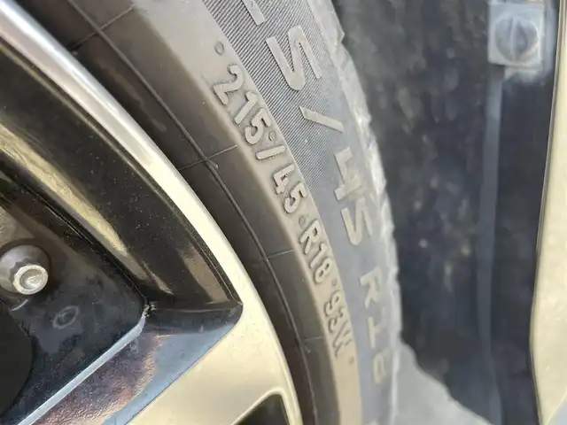 トヨタ ヴォクシー ZS 煌Ⅱ 千葉県 2020(令2)年 5.6万km ブラック 純正ナビ/AM/FM/CD/DVD/BT/SD/フルセグTV/純正フリップダウンモニター/両側パワースライドドア/プリクラッシュセーフティ/レーンキープアシスト/オートハイビーム/純正LEDヘッドライト/バックカメラ/アイドリングストップ/ETC/社外18インチAW