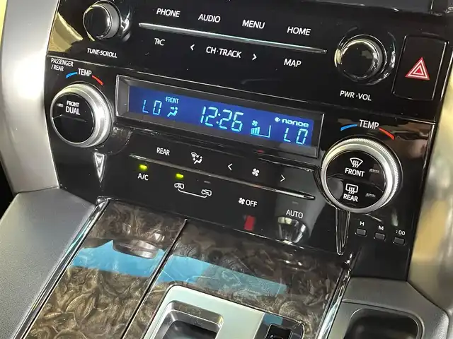 トヨタ アルファード S タイプゴールドⅡ 岩手県 2022(令4)年 0.9万km ホワイトパールクリスタルシャイン ワンオーナー/４WD/13.3型リヤエンターテインメントシステム/両側パワースライドドア/パワーバックドア/トヨタセーフティセンス/プリクラッシュセーフティ/レーダークルーズコントロール/レーントレーシングアシスト/ロードサインアシスト/アダプティブハイビームアシスト/ブラインドスポットモニター/クリアランスソナー/MTモード付きAT/横滑り防止装置/オートブレーキホールド/AC100V100Wアクセサリーコンセント/純正ディスプレイオーディオ/（ナビキット/フルセグ/USB/Bluetooth/AppleCarPlay/AndroidAuto/ミラキャスト）/バックカメラ/ETC2.0/ドライブレコーダー/三眼LEDヘッドランプ/純正18インチアルミホイール