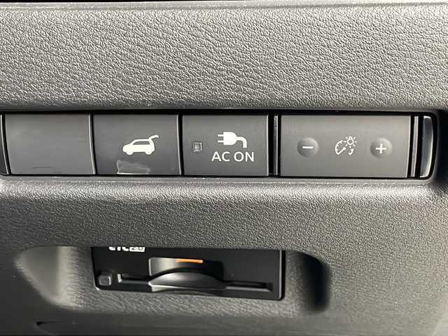 日産 エクストレイル オーテック e-4ORCE アドバンスドPKG 埼玉県 2023(令5)年 1.9万km ブリリアントホワイトパール 純正１２．３インチナビ　/アラウンドビューモニター　/プロパイロット　/デジタルインナーミラー　/パワーバックドア　/置くだけ充電　/自動駐車　/純正ドライブレコーダー　/ＡＣ１００Ｖ　/メモリーシート　/ＥＴＣ２．０/全席シートヒーター/オートマティックハイビーム