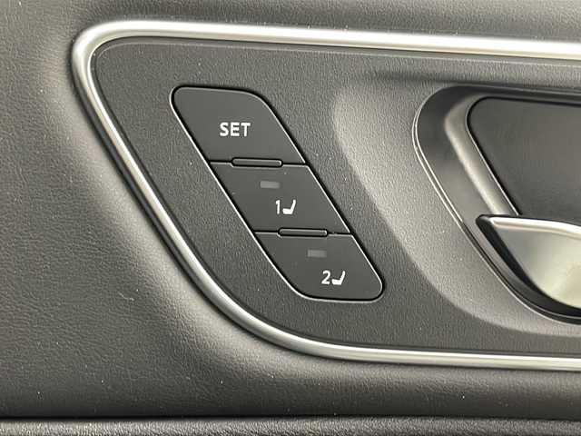 日産 エクストレイル オーテック e-4ORCE アドバンスドPKG 埼玉県 2023(令5)年 1.9万km ブリリアントホワイトパール 純正１２．３インチナビ　/アラウンドビューモニター　/プロパイロット　/デジタルインナーミラー　/パワーバックドア　/置くだけ充電　/自動駐車　/純正ドライブレコーダー　/ＡＣ１００Ｖ　/メモリーシート　/ＥＴＣ２．０/全席シートヒーター/オートマティックハイビーム