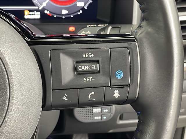 日産 エクストレイル オーテック e-4ORCE アドバンスドPKG 埼玉県 2023(令5)年 1.9万km ブリリアントホワイトパール 純正１２．３インチナビ　/アラウンドビューモニター　/プロパイロット　/デジタルインナーミラー　/パワーバックドア　/置くだけ充電　/自動駐車　/純正ドライブレコーダー　/ＡＣ１００Ｖ　/メモリーシート　/ＥＴＣ２．０/全席シートヒーター/オートマティックハイビーム