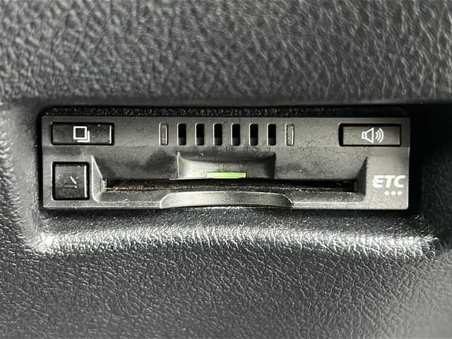 トヨタ シエンタ G クエロ 三重県 2017(平29)年 4万km ブラックマイカ 純正ナビ/バックカメラ/両側パワースライドドア/前後ドライブレコーダー/革巻きステアリング/ステアリングリモコン/純正フロアマット/スペアキー/ハーフレザーシート/純正ホイールキャップ/電動格納ミラー/禁煙車