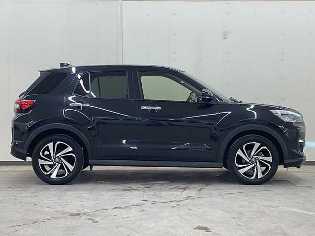 トヨタ ライズ Z 道央・札幌 2021(令3)年 2.9万km ブラックマイカメタリック /4WD//レーダークルーズ//プリクラッシュセーフティ//コーナーセンサー//アイドリングストップ//寒冷地仕様//純正ナビ/（CD/SD/AM/FM/BT）//シートヒーター//ドライブレコーダー前後カメラ//USB給電ポート//横滑り防止装置