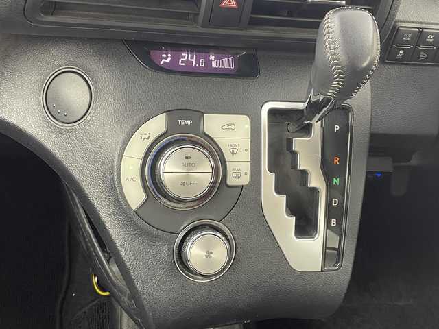 トヨタ シエンタ ハイブリッド G 大阪府 2017(平29)年 4.9万km ヴィンテージブラウンパールクリスタルシャイン 社外メモリナビ/　　CD/DVD/BT/フルセグTV/バックカメラ/両側パワースライドドア/フォグランプ/シートヒーター/社外15インチアルミホイール/スマートキー/ETC