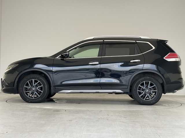 日産 エクストレイル 20Xt ブラックエクストリーマーX エマB 愛知県 2016(平28)年 6.7万km ダイヤモンドブラック 純正ナビ/全方位カメラ/クルーズコントロール/電動リアゲート/コーナーセンサー/純正アルミホイール/ルーフレール/４WD/LEDヘッドライト/ダウンヒルアシストコントロール/ETC/衝突軽減システム/ワンセグ/CD/Bluetooth/ステアリングスイッチ/スマートキー/プッシュスタート