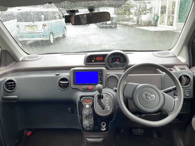 トヨタ スペイド F 福岡県 2013(平25)年 9.7万km ブラックマイカ 純正ナビ（Bluetooth）/片側パワースライドドア/ETC/横揺れ防止/プッシュスタート/スマートキー/ドラレコ前/ドアバイザー