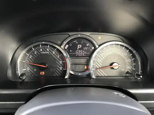 スズキ ジムニー ランドベンチャー 鳥取県 2015(平27)年 3.7万km パールホワイト ４・W・D/ターボ車/社外ナビ/フルセグ/CD/DVD/BT/ETC2.0/前後ドライブレコーダー/レザーシート/運転席シートヒーター/フォグライト/４WD切替スイッチ/背面タイヤ/キーレスキー/電動格納ミラー/ウィンカーミラー/純正16インチアルミホイール/フロアマット