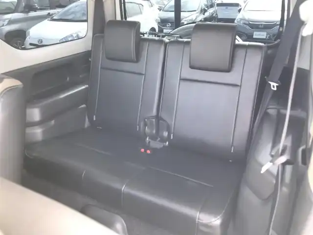 スズキ ジムニー ランドベンチャー 鳥取県 2015(平27)年 3.7万km パールホワイト ４・W・D/ターボ車/社外ナビ/フルセグ/CD/DVD/BT/ETC2.0/前後ドライブレコーダー/レザーシート/運転席シートヒーター/フォグライト/４WD切替スイッチ/背面タイヤ/キーレスキー/電動格納ミラー/ウィンカーミラー/純正16インチアルミホイール/フロアマット