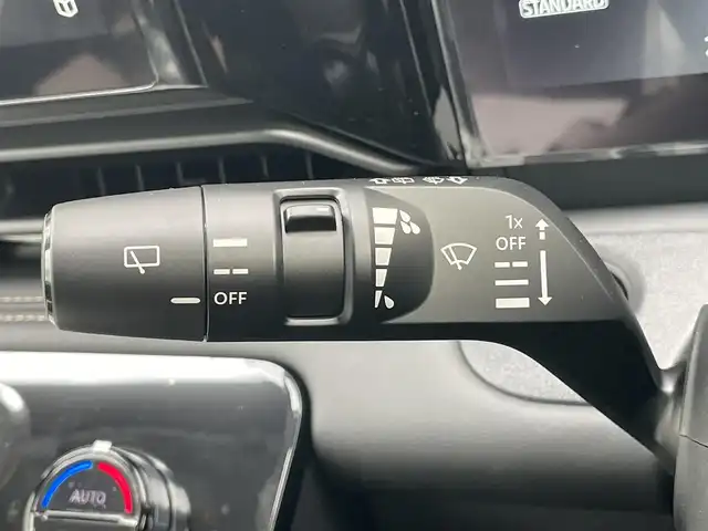 日産 セレナ e－パワー ハイウェイスター V 千葉県 2025(令7)年 0.1千km プリズムホワイト 登録済未使用車/・登録時走行距離8km/プロパイロット/・衝突軽減ブレーキ/レーンキープアシスト/・レーダークルーズコントロール/アダプティブヘッドライト/・ブラインドスポットモニター/クリアランスソナー/純正12.3インチコネクトナビ/・フルセグ/BT/USB/カープレイ/HDMI/純正フリップダウンモニター/ステアリングスイッチ/ETC2.0/デジタルインナーミラー/ドライブレコーダー(ナビ連動/前後)/ワイヤレス充電/両側パワースライドドア/LEDヘッドライト/オートライト/フォグライト/スマートキー/プッシュスタート