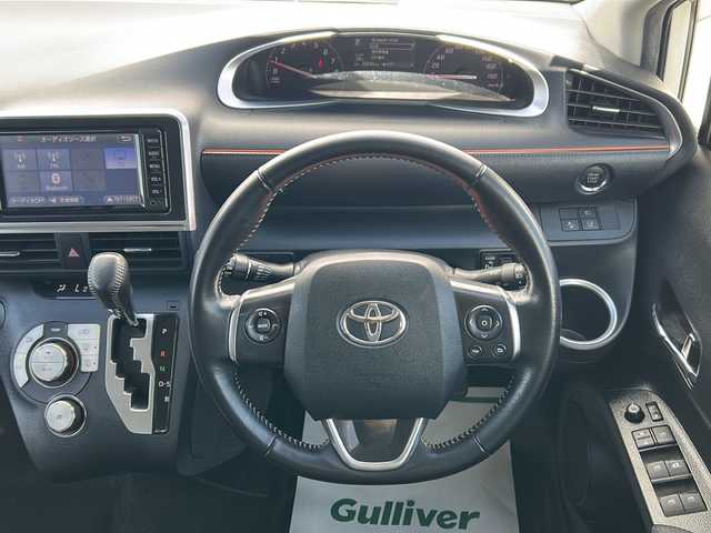 トヨタ シエンタ G 三重県 2017(平29)年 3.4万km ホワイトパールクリスタルシャイン 純正ナビ　/バックカメラ /両側パワースライドドア /ビルトインETC /前方ドライブレコーダー /レーンキープアシスト /衝突軽減ブレーキ/スペアキー /純正フロアマット /ISOFIX/LEDヘッドライト /オートライト /電動格納ミラー /禁煙車