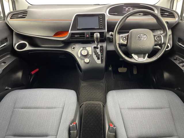 トヨタ シエンタ G 新潟県 2017(平29)年 3.4万km ホワイトパールクリスタルシャイン 純正ナビ　/バックカメラ /両側パワースライドドア /ビルトインETC /前方ドライブレコーダー /レーンキープアシスト /衝突軽減ブレーキ/スペアキー /純正フロアマット /ISOFIX/LEDヘッドライト /オートライト /オートハイビーム/革巻きステアリング/ステアリングスイッチ/電動格納ミラー