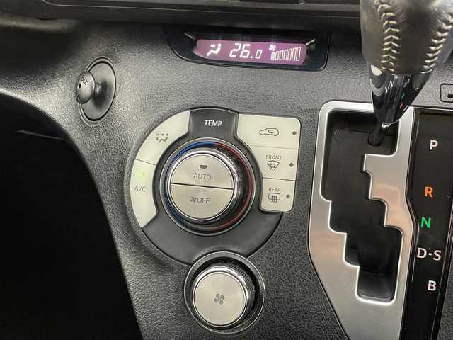 トヨタ シエンタ G 新潟県 2017(平29)年 3.4万km ホワイトパールクリスタルシャイン 純正ナビ　/バックカメラ /両側パワースライドドア /ビルトインETC /前方ドライブレコーダー /レーンキープアシスト /衝突軽減ブレーキ/スペアキー /純正フロアマット /ISOFIX/LEDヘッドライト /オートライト /オートハイビーム/革巻きステアリング/ステアリングスイッチ/電動格納ミラー