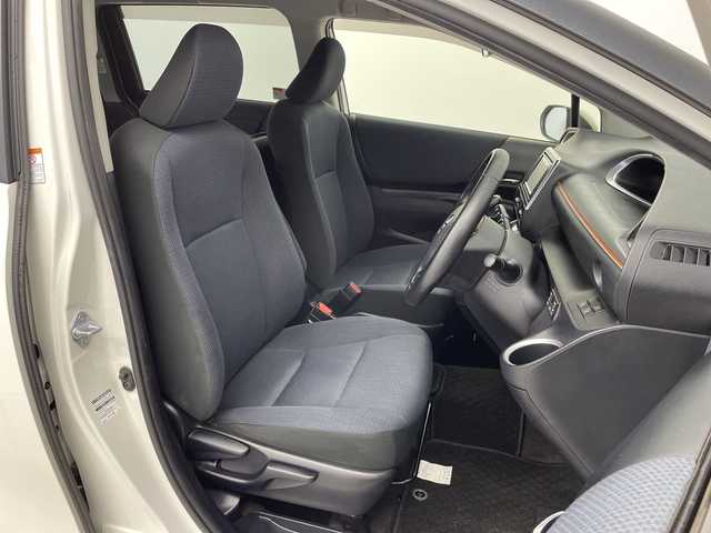 トヨタ シエンタ G 新潟県 2017(平29)年 3.4万km ホワイトパールクリスタルシャイン 純正ナビ　/バックカメラ /両側パワースライドドア /ビルトインETC /前方ドライブレコーダー /レーンキープアシスト /衝突軽減ブレーキ/スペアキー /純正フロアマット /ISOFIX/LEDヘッドライト /オートライト /オートハイビーム/革巻きステアリング/ステアリングスイッチ/電動格納ミラー